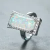 Bröllopsringar vintage silverfärg ring stor rektangel sten engagemang söt kvinnlig vit blå eld opal för kvinnor juvelrywedding2052346