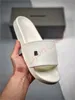 2023 с коробкой летние прибытия тройной s og mens fashion sandal slippers Дизайнер светло -желтый тройной белый черный коричневый пляж Пляж Плава ходьба Женщины Слайды Тренеры