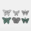 Anhänger Halsketten 2 Stück Verdigris Patina Silber Farbe Großer Schmetterling/Geometrischer Charm Anhänger für DIY Halskette Schmuckzubehör Herstellung von Zubehör