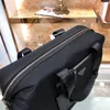 Luxe mannen Designer Duffle Bags Women Nylon Travelzak Grote capaciteit Handtas Canvas Tote Key Pouch met Combinatie Lock Black GM287S