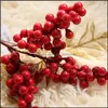 Dekorativa blommor kransar festliga fest levererar hem trädgård 5 grenar jul konstgjord röd bär Holly bär träd dekor för Xmas