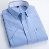 Sommar Kortärmad Mäns Solid Oxford Casual Shirt Easy Care Plain Fritid Bekvämt Vanlig Fit Dress SHIRTS 220330