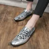 Lyxdesigner Mens Glossy Gold Silver Bullock Wedding Homecoming Shoes Flats Casual Loafer Dress Sapatos Tenis Masculino