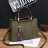 Mulheres cruzam bolsas de ombro para o corpo da moda Bolsa feminina casual bolsa pequena bolsa de bolsa de alta capacidade de alta qualidade de couro grande volume de telefone para celulares de celular 557