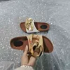 Kapty Flip-Flops Women Metal Cain Skórzane płaskie muły modne buty na wybiegu Pół Mujer 220530