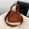 HBP Büyük Kapasiteli Çanta Kadın 2021 Sonbahar Yeni Moda Omuz Çantası Messenger Kova Çantaları