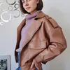 Ailegogo Autumn Kobiety pu faux miękka skórzana kurtka z paskiem streetwear żeńska brązowa kieszonkowa lakier