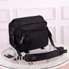 Bolsa de ombro de designer Bolsa de mensageiro à prova d'água para homens Bolsa de paraquedas de pára -quedas Bolsa casual Bolsa de negócios Braça de negócios Man Burse muito espaço