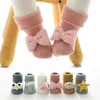 Autunno Inverno Ragazze nate Cartoon Animal Infant Baby Boy Calzini Antiscivolo Calzino da pavimento in cotone morbido Scarpe 220721