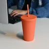 Bicchiere dritto in plastica opaca da 16 once doppio AS all'ingrosso con tazza di caffè colorata con tazza d'acqua in paglia