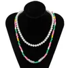 Collar de clavícula con cuentas de arroz de colores de estilo festivo, collar de perlas de imitación con letras simples y versátiles para mujer
