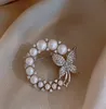 Spille a farfalla con perle di diamanti in argento oro per le donne Abito da sposa temperamento fan letterario Broch Pin Spille di fidanzamento per la sposa Accessori di abbigliamento