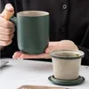 Céramique givrée bureau à domicile poignée en bois tasse de poterie brute avec couvercle filtre thé séparation de l'eau tasse à thé CCE13720