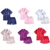 Crianças de seda personalizadas pijamas meninos meninos de cetim sólidos pjs para crianças roupas personalizadas para presente de sono pijamas diy 220809