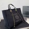 العلامة التجارية الفاخرة الكلاسيكية CH Beach Bags Canvas Pearl Peening Bag Designer تسوق محمول سعة كبيرة حقيبة اليد حقائب اليد العلامات على ظهر حقيبة ظهر Satchel Z6HM