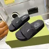 디자이너 두꺼운 바닥 샌들 여성 슬리퍼 수 놓은 신발 면화 플랫폼 패션 슬리퍼 편지 플랫 뮬 샌들 스타일리스트 여름 야외 상자