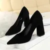 샌들 디자이너 단순 포인트 하이힐 클래식 클래식 얕은 입 청키 힐링 샌들 직업 Ol Slim Women Shoes 220324