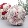 Bouquets de mariage de fleurs artificielles luxueuses pour les mariées, broche de demoiselle d'honneur, Quinceanera, coing doux, 15 bouquets avec cristaux de strass, roses en satin, ruban de perles