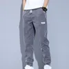 Męskie dżinsy streetwear Wspaniałe wolny czas mężczyźni wygodne sprężyste spodnie młode dla codziennych wahadłów