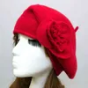 Élégant fleur 2020 nouveau automne hiver 100 laine de haute qualité tricoté femme chapeaux femmes béret casquettes J220722