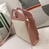 2022 femmes Shopper mode fourre-tout sacs sac à bandoulière femmes toile fourre-tout sacs à main sacs à main Horseferry imprimer sac à main en gros