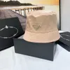 6 Cores Moda Designer de Luxo Pequeno Brim Chapéus Caps Mens Plana Bucket Chapéu Boné Boné Letra Ao Ar Livre Clássico de Alta Qualidade Sunhat Womens