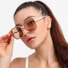 Rivet Square Sunglasses Woman Fashion Brand Designer Sun Glasses Female Korean Style Big Frame Brown Gradient De Sol 220609