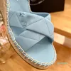 مصمم أحذية مصمم نساء قش نسامي مع جولة أمامية أمامية مضفر