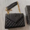 Designer Lyx Märken Axelväskor Toppar Kvalitet Dam Kedja Crossbody Handväska Mode Läder