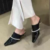 Slippers 2022 New Ladies Thin Heels Mules Fashion Pointed Toe String Bead Chain Shoes Female Casual Outdoor Slides Women Pumps 220518