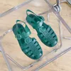 2022 Top Luxe Designer logo-geëmbossing Rubber Jelly Flat Sandals Slipperschoenen