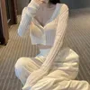 حياكة النساء Tees 2022 رقيقة من الحرير الجليدي ذي الأسلوب القصيرة القصيرة مع متماسكة اللون الطويل الأكمام