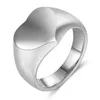 Herzförmiger Ring aus Edelstahl, klassisch, schlicht, Siegelstil, Hochzeitsversprechen, Jahrestag, Titanringe