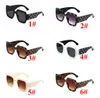 Carré grand cadre femmes lunettes de soleil mode luxe rétro surdimensionné classique Hip Hop lunettes de soleil UV400 Rivet Design lentille noire 10 pièces