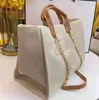 Nuova borsa da donna Fashion Designer Tote Bag New Portable Messenger One-spalla Tote Bag G220526