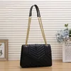 Designer Shoulder Bag Women's Fashion V-Shaped Handbag Luxury Plaid Diagonal Bags Size 27*21*8cm