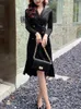 Casual Kleiderbüro Dame Fashion V-Ausschnitt Doppelbruster Anzug Herbst Langarm Chic Ruffle Fishtail Arbeitskleidung