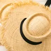 Szerokie brzegowe czapki Summer Foppy Raffia Hat Korea Designer Wstążka Ochrona przeciwsłoneczna Sunshreen Sunshade Beach Cap Kobiet słomy kapelusz