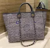 a Women Luxury Handbags Designer Beach Bag Top Quality Fashion Knitting Purse Shoulder Large Tote With Chain Canvas Shopping Bags