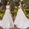 Nya Boho A-Line Halter Wedding Dress Pärlor för Bride 2022 Fashion Lace Appliques Brudklänning Tulle veck Sweet Train