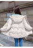 Qingwen Short Cotton Quilted Winter Jacket Women Korean Loose Bread Jacket気質肥厚ジッパースタンドカラーフード付きパーカーL220725