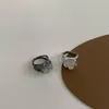 Clusterringen ontwerp helder kwarts stenen paar ring eenvoudige onregelmatige geometrische kristal dikke vrouwelijke statement ringscluster