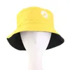 Nowy unisex Summer Daisy Hats Hats Kobiety haft haft na plaża Panama Sun Hat Men Bob Hip Hop Caps Odwracalny rybołówstwo Hat rybak