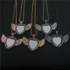 Sublimation Blank Heart Photo Necklaces Pendants Hot Transfer 인쇄 보석 소모품 공장 ​​가격두면 인쇄 할 수 있습니다.