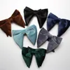 Krawaty na szyję Linbaiway dorosły Velvet Bowtie Cravats Big Bow for Women Men Men Solid Butterfly Miękkie przyjęcie weselne panowie Gravatas