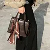 Сумки для покупок Камень узор из ленты сумка сумка высокого качества PU кожаная женская дизайнерская сумка с высокой емкостью на плечо мешок 220331