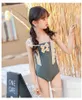 Costume da bagno intero principessa in pizzo per bambini 2022 bambini carino volant con fiocco costume da bagno senza schienale neonate costume da bagno estivo S2040