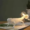 Nordic Chameleo Jaszczurka światło Modern Cute LED żywica Animal Chameleon Lampa stołowa Dzieci sypialnia łóżka Deco Lighttions H220423