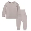 Ensembles de vêtements Automne 2pcs. Vêtements de nuit pour enfants, ensemble pyjama en coton de couleur Pure, costume corps pour bébé a220826