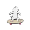 Svartvit Katt med Skateboarding Modell Broscher Unisex Cartoon Alloy Enamel Animal Lapel Pins European Children Sweater Väskor Hattar Kläder Brosch Badge